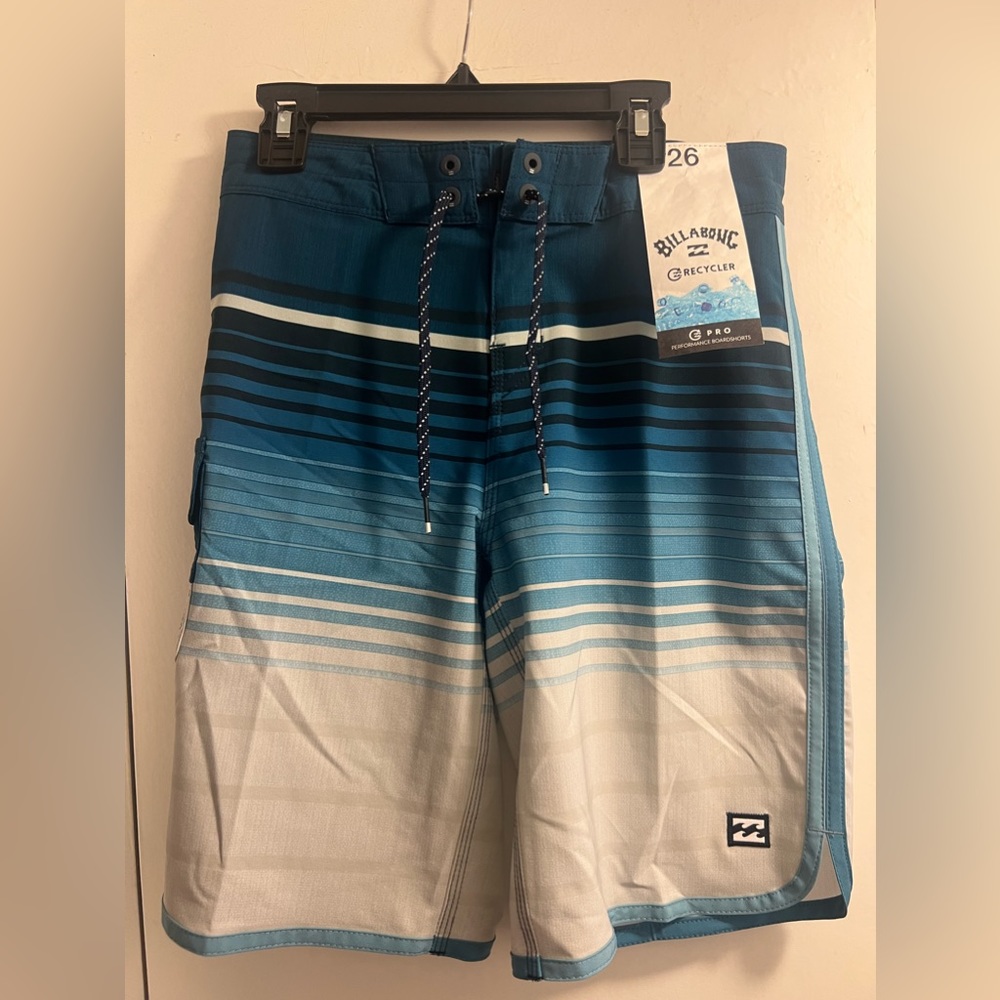 Billabong Boy's '73 Stripe Pro Boardshorts 18", Size 26
